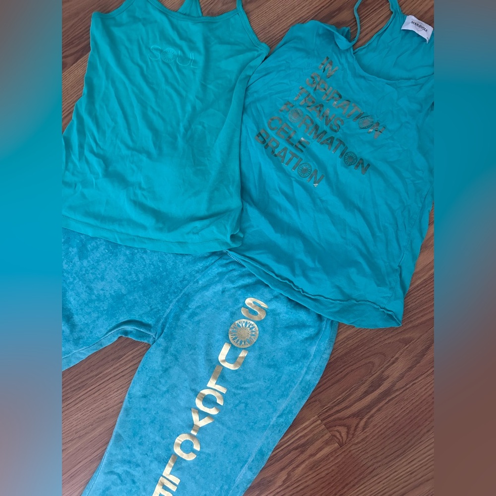 LOT OF 3 SOULCYCLE TANK TOPS AND SWEATPANTS JOGGERS SZ S M TURQUOISE GOLD SET